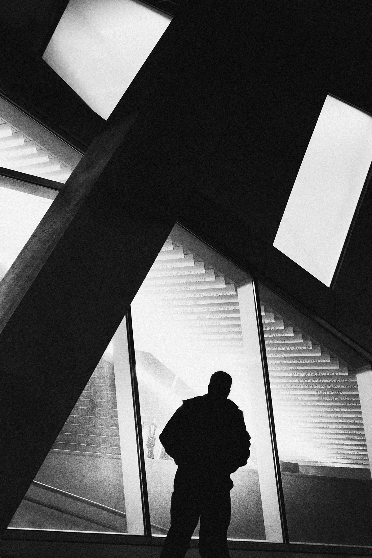 street photography new york architecture black and white bw minimalist geormetric contrast sony a7s 