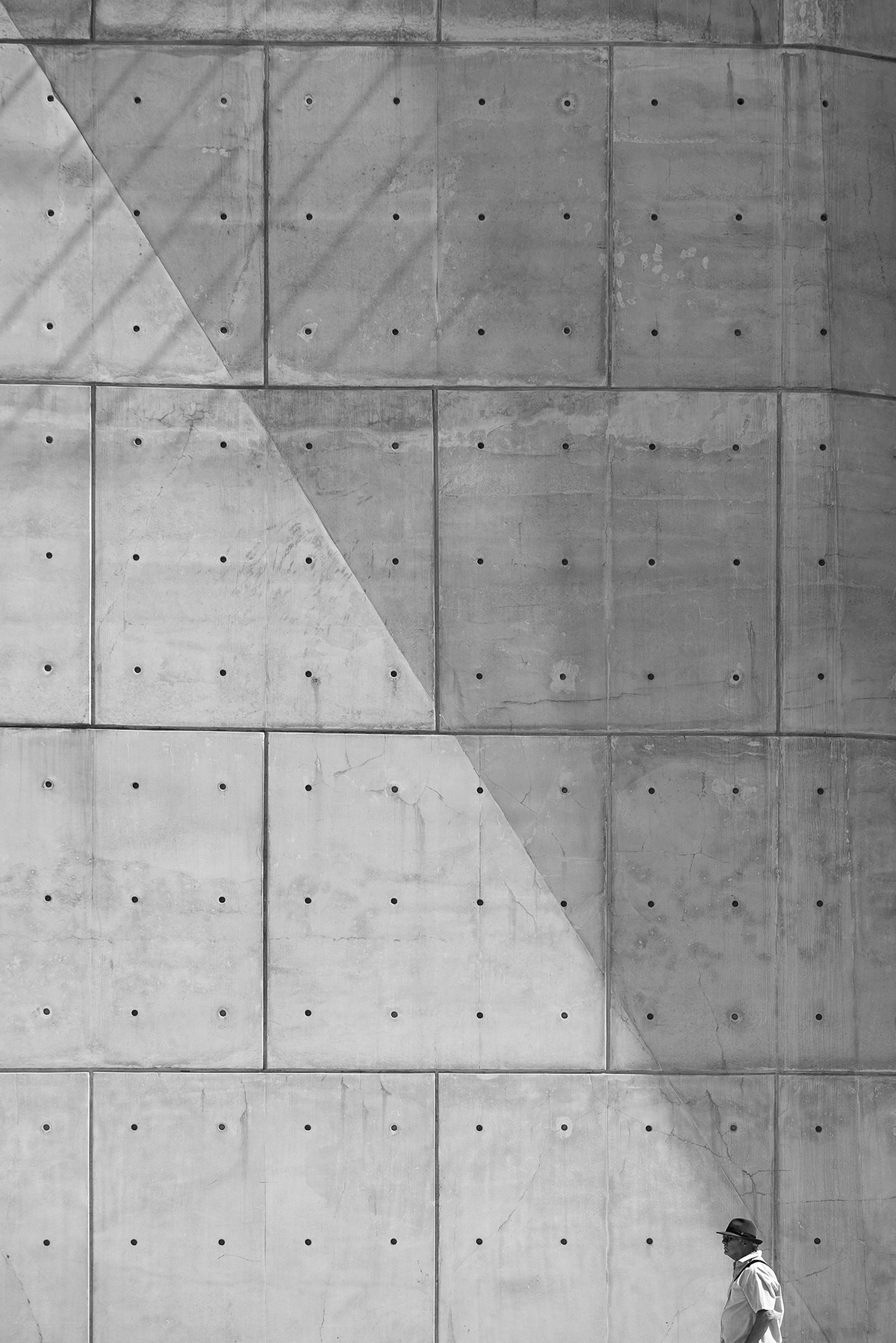 street photography new york architecture black and white bw minimalist contrast sony a7s 