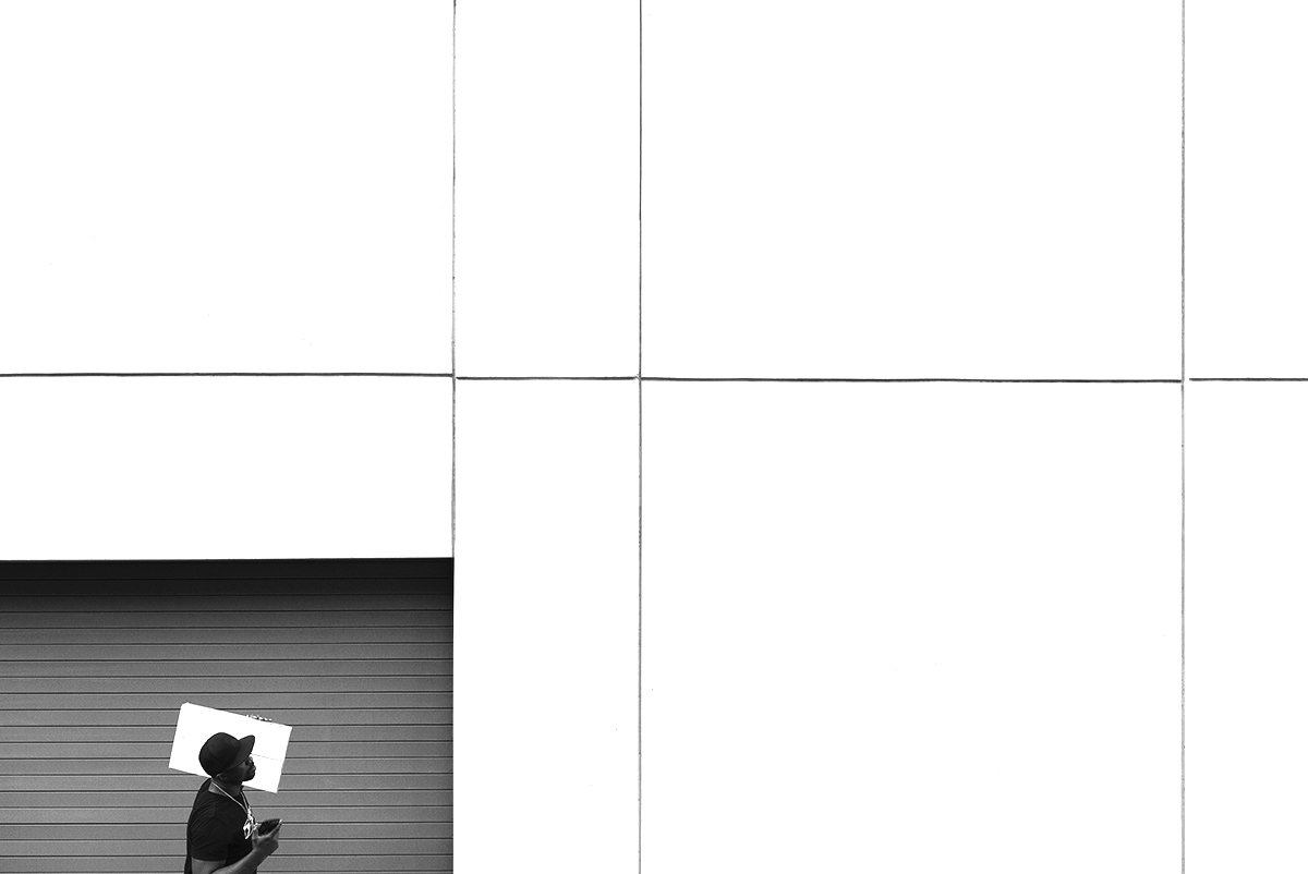 street photography brooklyn new york black and white bw minimalist geometric contrast sony a7s 